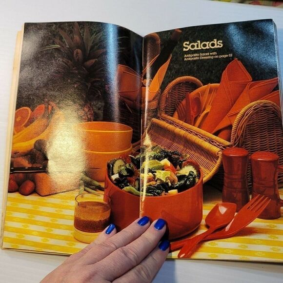 Pillsbury Lot 2 Cookbooks Easy Steps Summertime - Picture 9 of 12